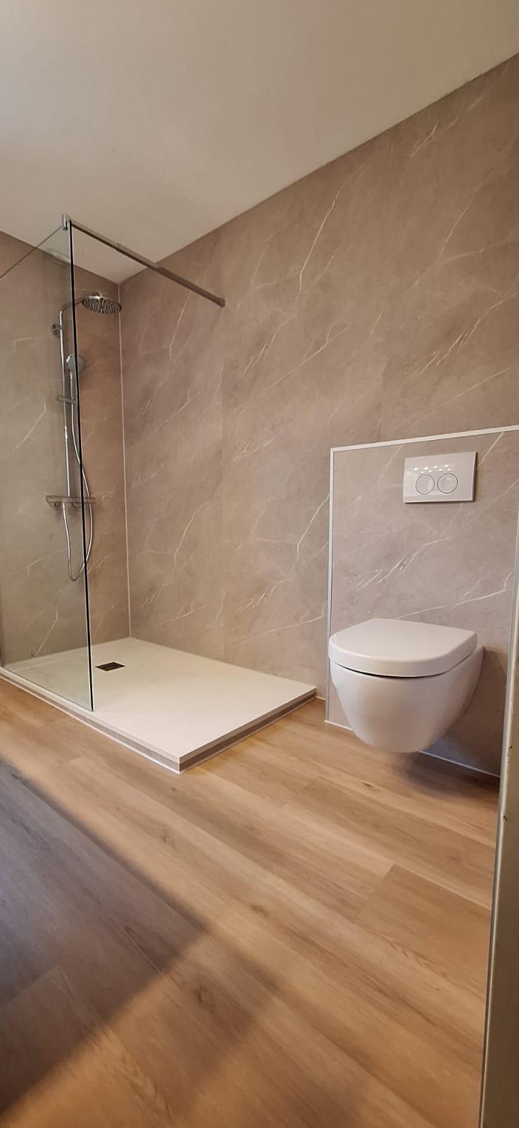 SaniSafe toilet vloer interieur ruimte na renovatie